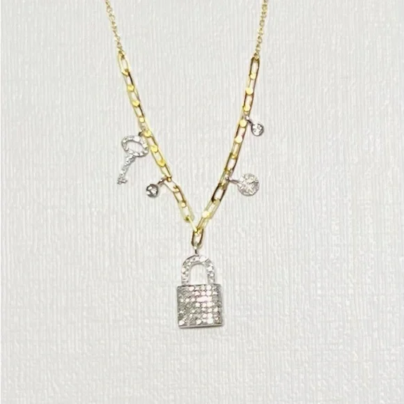 🔥SALE! Meira T Lock Key Diamond Chunky Chain Charm Necklace - Picture 5 of 7